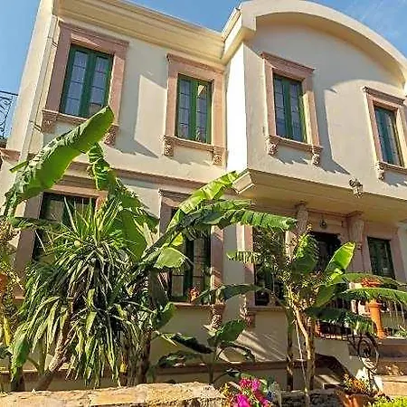 Cunda Esen Hotel Ayvalı
